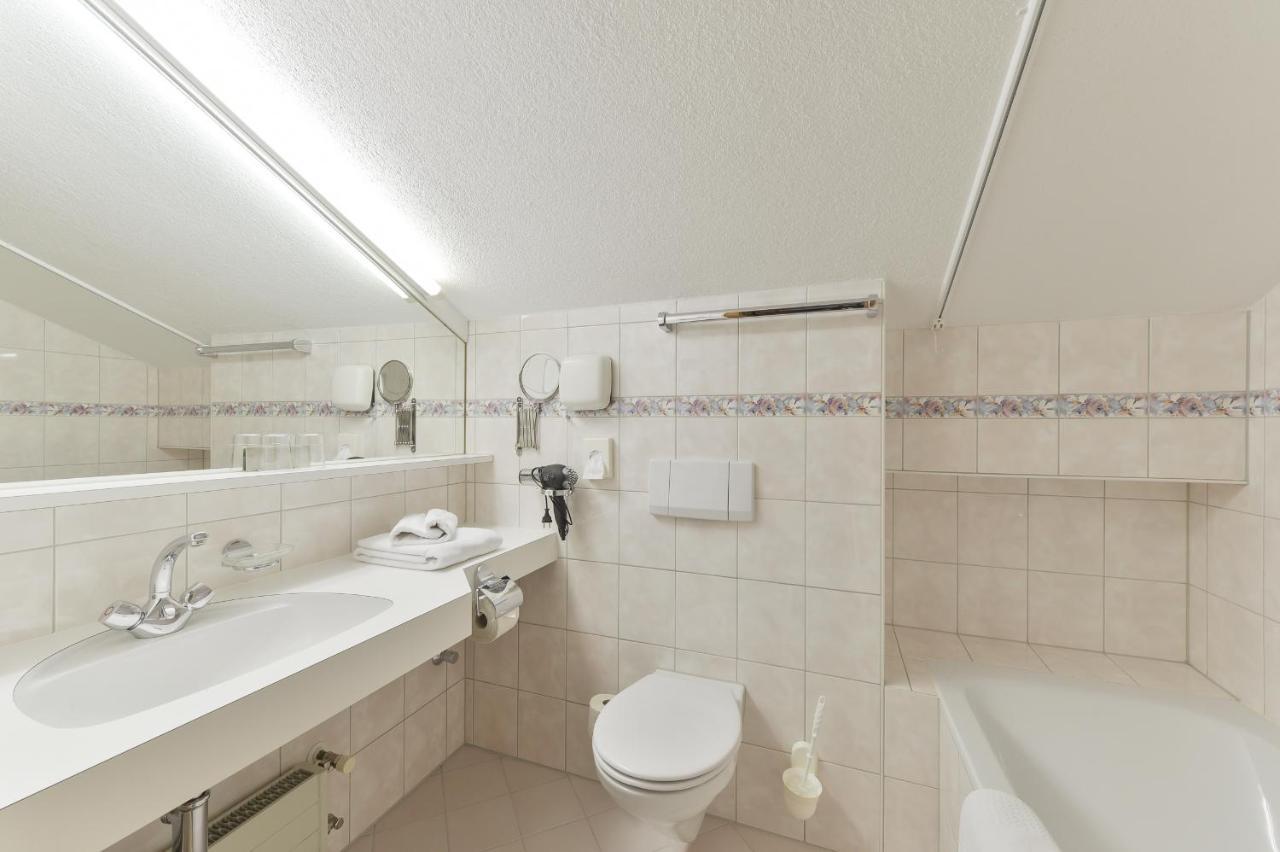 Hotel Haus Wallis Lech am Arlberg Pokoj fotografie