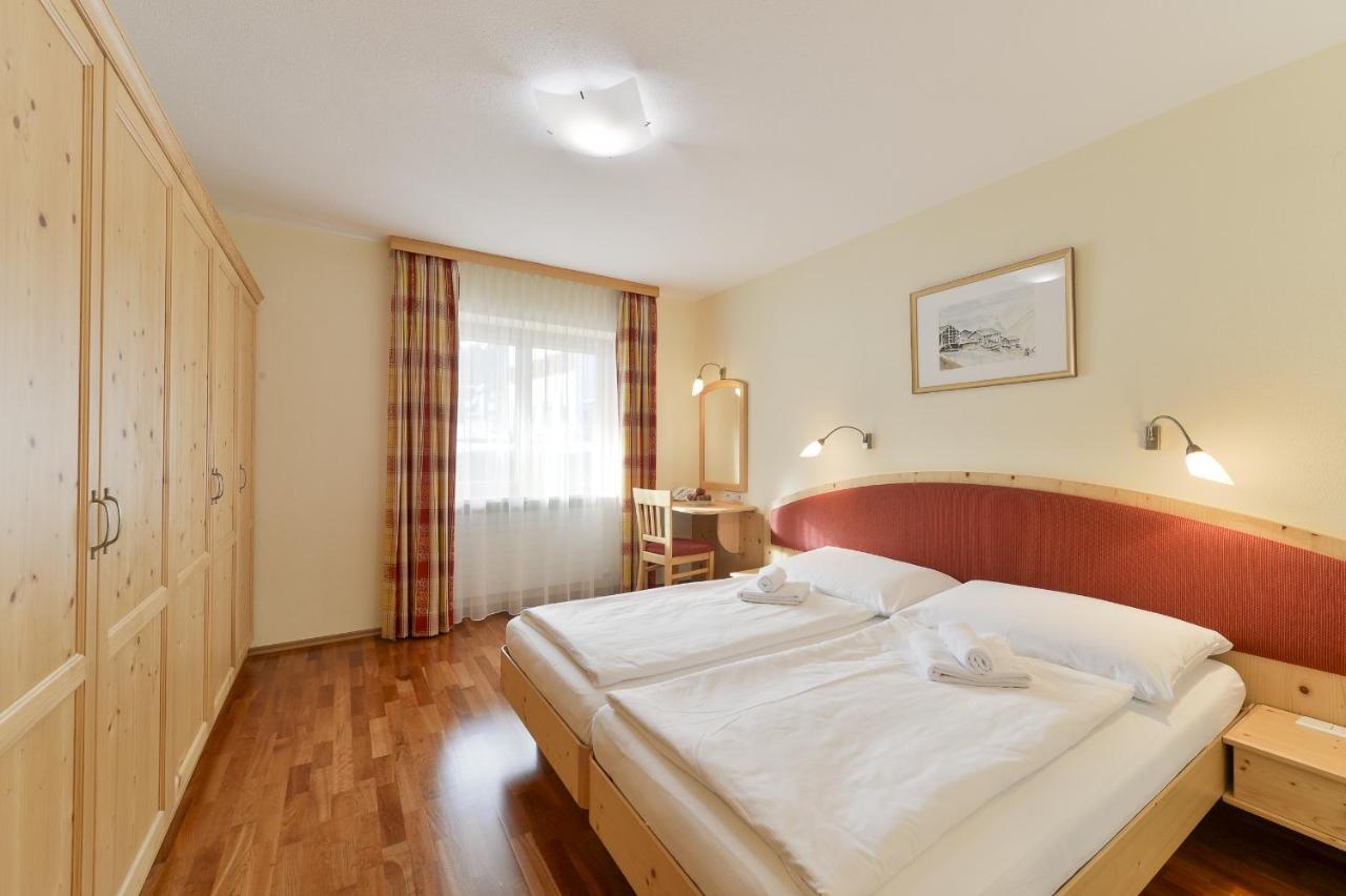 Hotel Haus Wallis Lech am Arlberg Pokoj fotografie